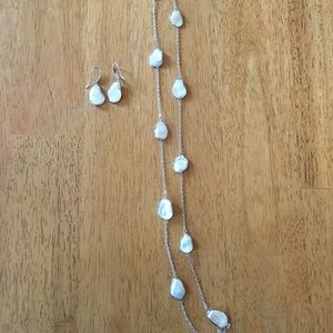 Honora pearl necklace and earring set